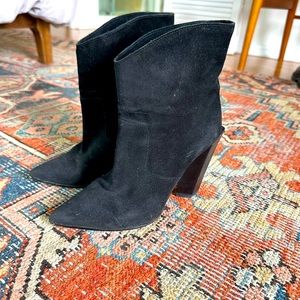 Fendi Black Suede Bootie, circa Fall 2012 collection. Size EU 37.5 (Fit like 37)